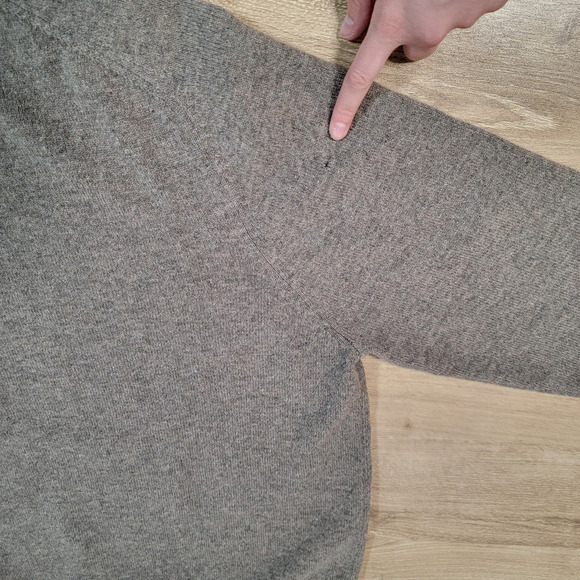 Joseph Turner Size Large 100% Lambswool Sweater Preppy Quiet Luxury FLAW - Picture 11 of 11